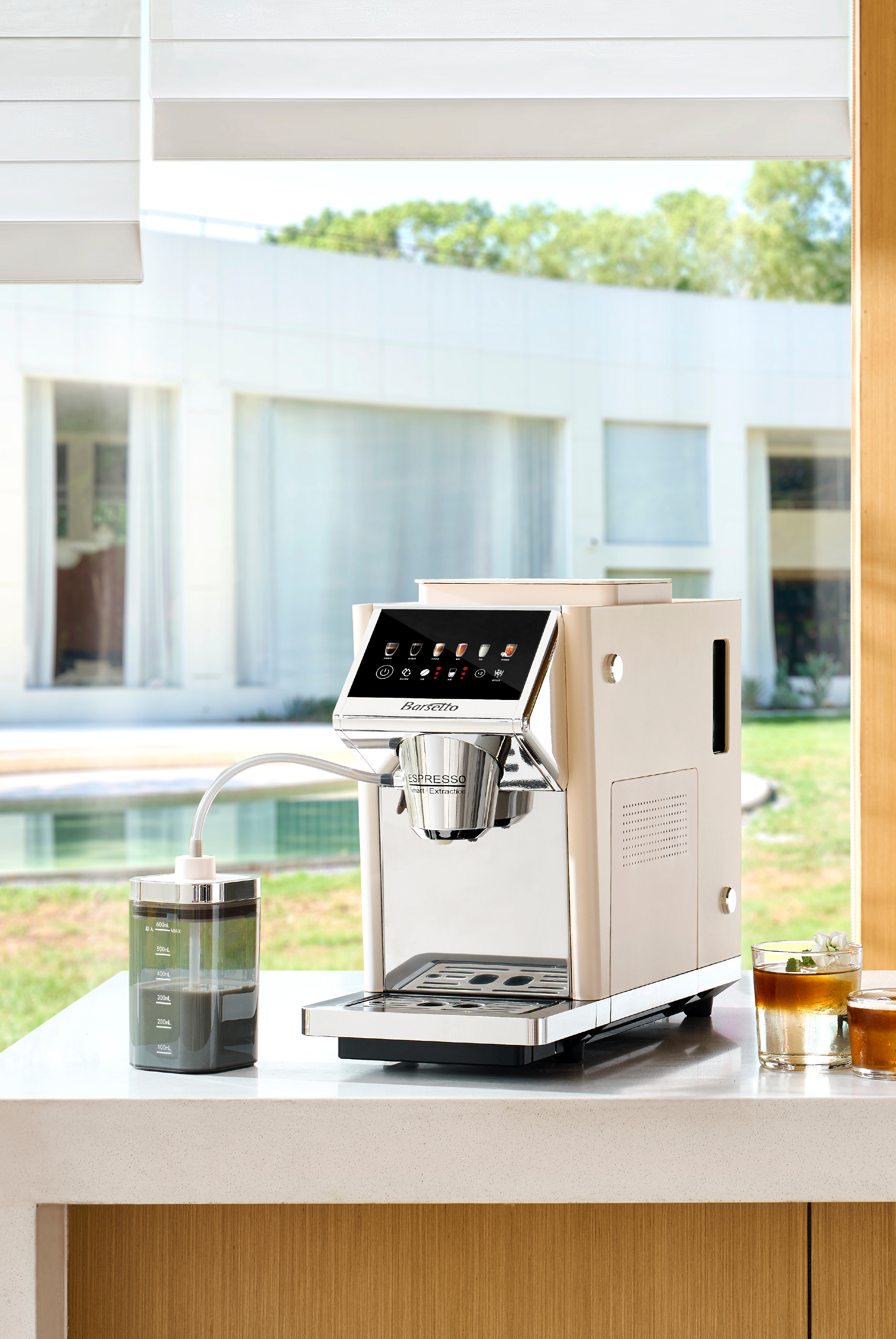 One-touch, effortlessly enjoy your coffee life