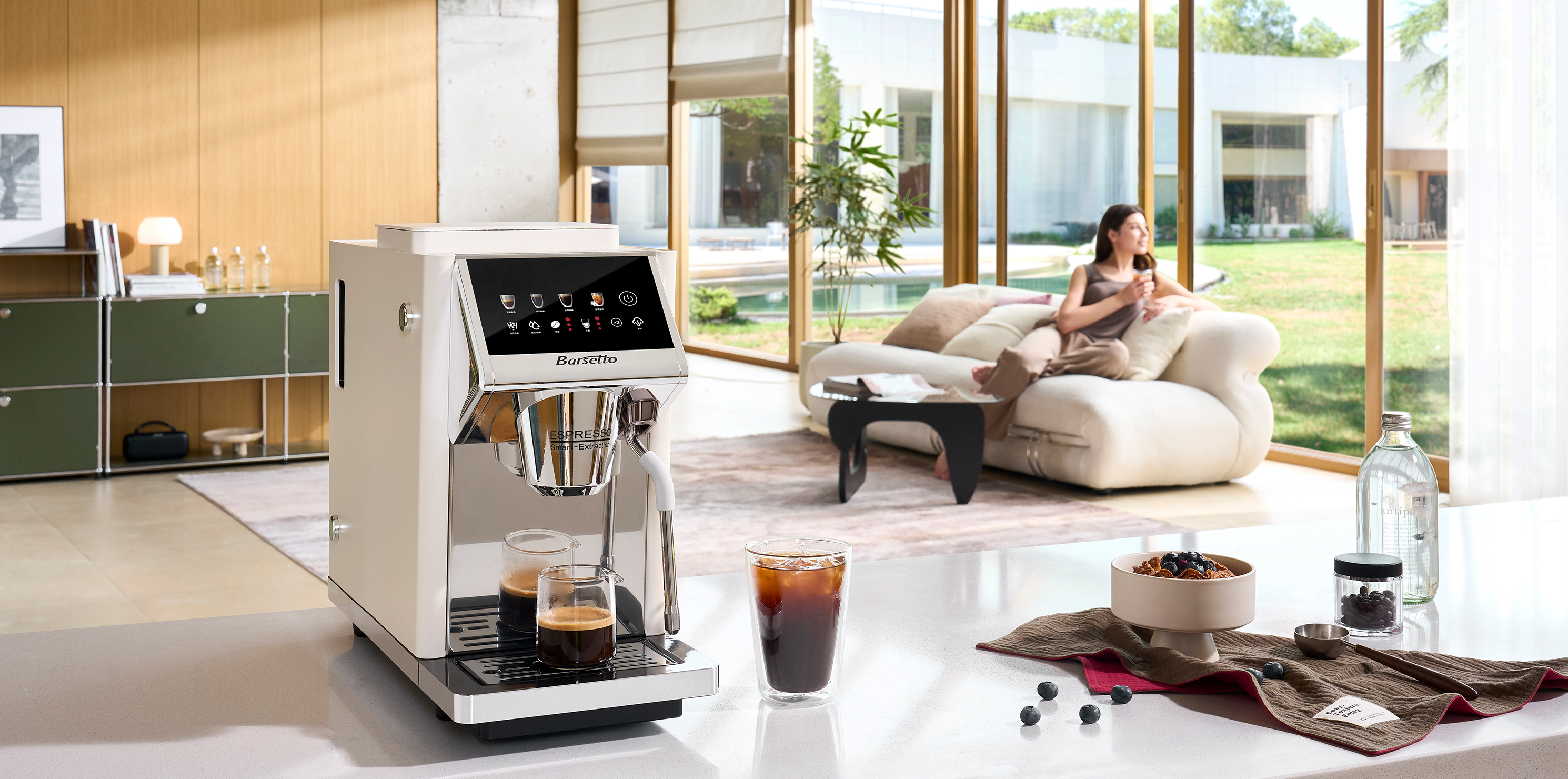 Effortlessly enjoy your coffee life