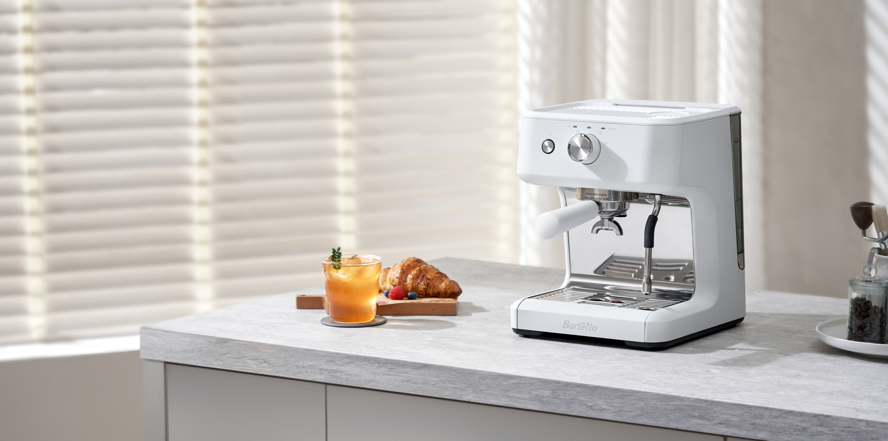 Star-speed cold brew, star-level flavor