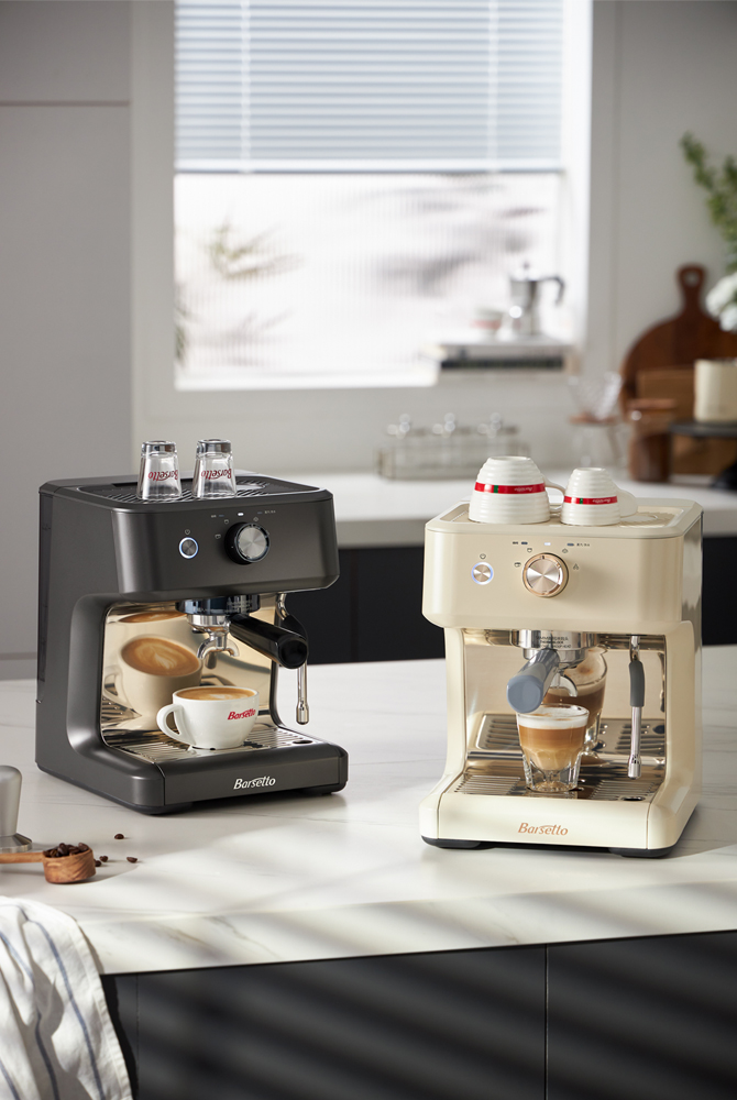 Versatile home coffee machine, enjoy leisure life with aroma coffee